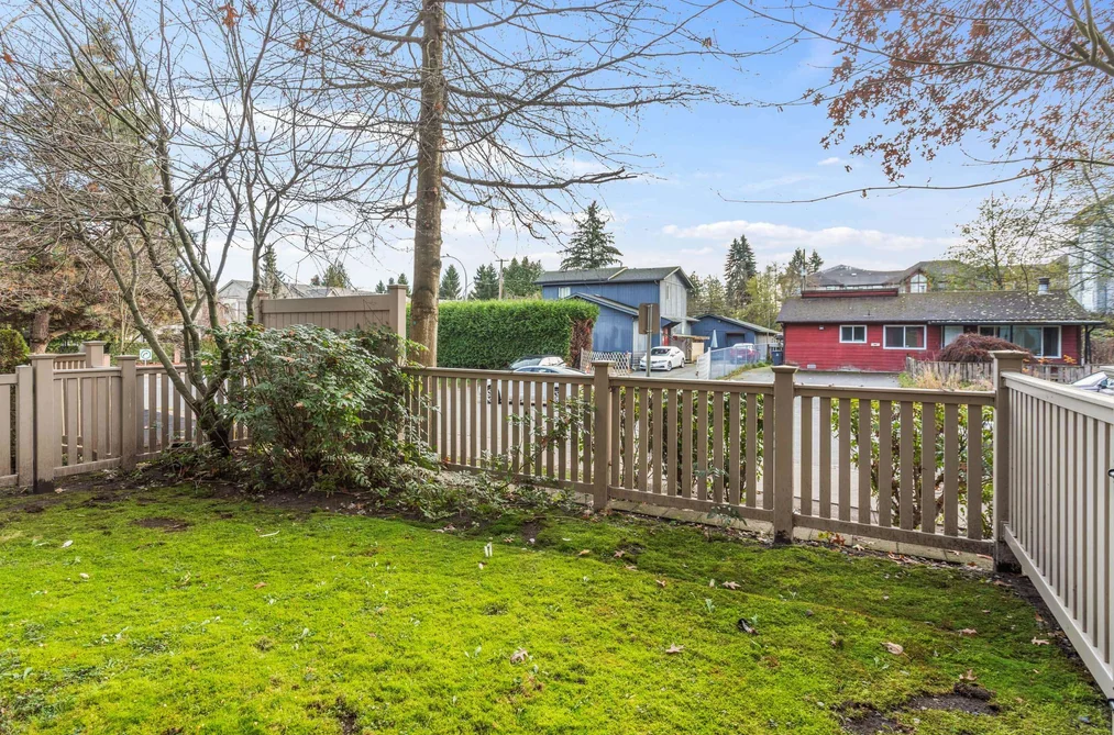 102 15385 101A AVENUE, Surrey BC V3R 0B4, Surrey BC — Residential for Sale - Photo 4
