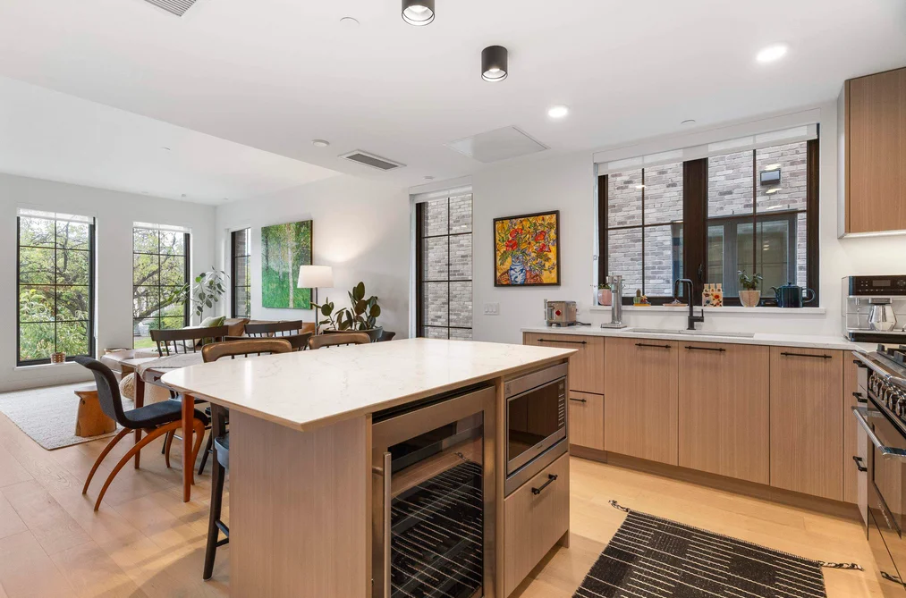 102-157 W King Edward Avenue, Vancouver, BC - Townhouse for Sale - Photo 10 of 28 102-157 W King Edward Avenue, Vancouver, BC - Townhouse for Sale - Photo 10 of 28