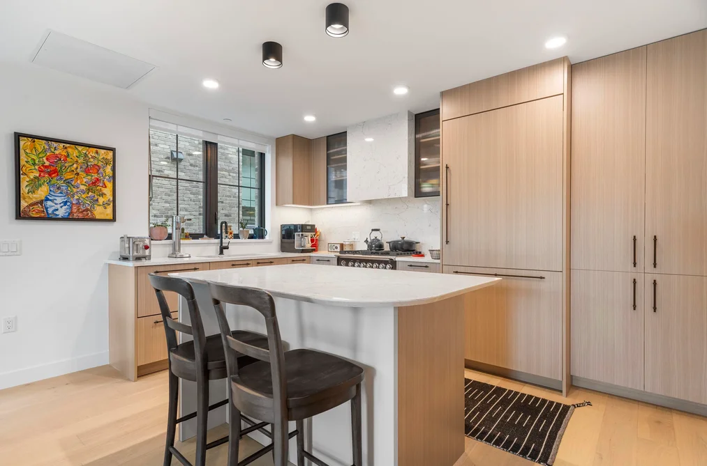 102-157 W King Edward Avenue, Vancouver, BC - Townhouse for Sale - Photo 9 of 28 102-157 W King Edward Avenue, Vancouver, BC - Townhouse for Sale - Photo 9 of 28