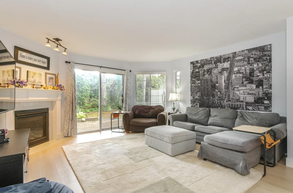 Townhouse for sale at 102 16335 14 Avenue Surrey British Columbia - MLS: R3150445
