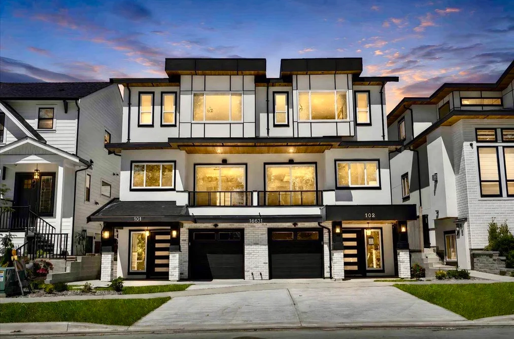 Half Duplex for sale at 102 16631 18 Avenue Surrey British Columbia - MLS: R3151993
