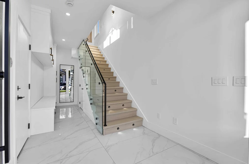 102 16633 18A AVENUE, Surrey BC V3Z 1A2, Surrey BC — Residential for Sale - Photo 2