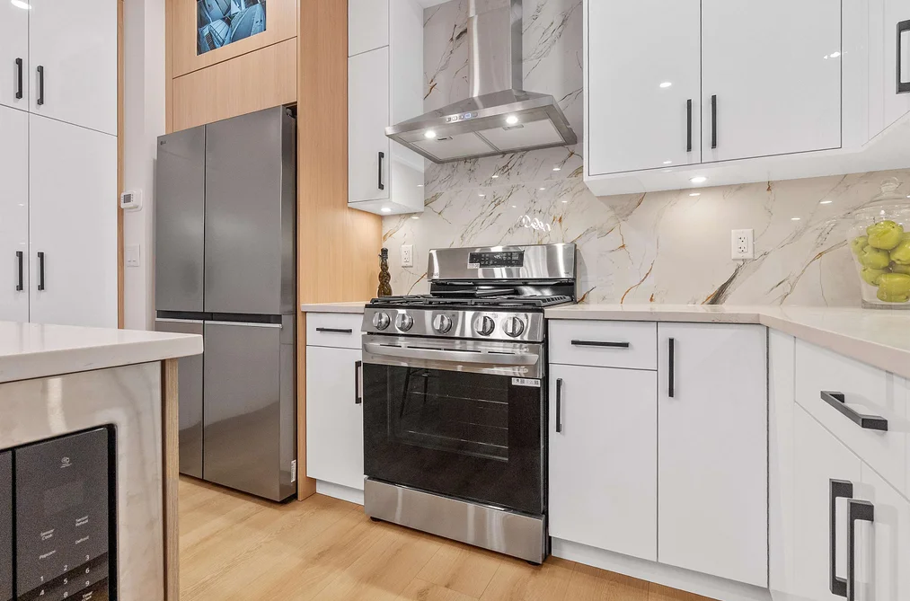 Half Duplex for sale at 102 16693 16 Avenue Surrey British Columbia - MLS: R3159211