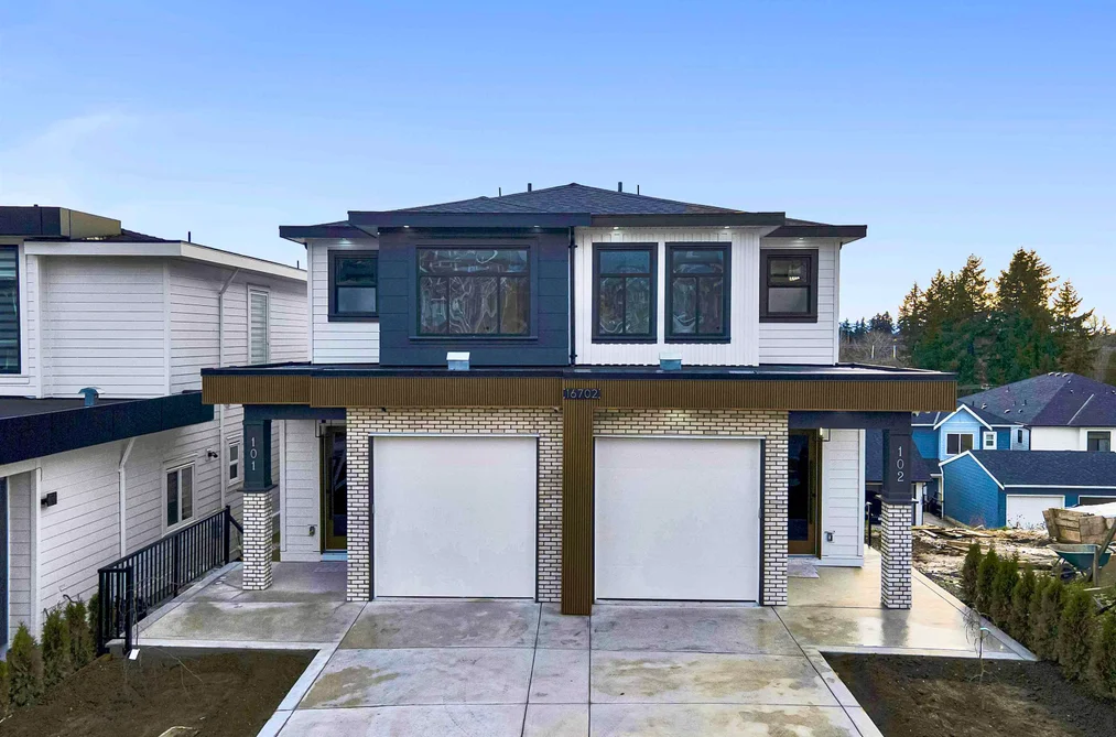 Half Duplex for sale at 102 16702 16a Avenue Surrey British Columbia - MLS: R3111180