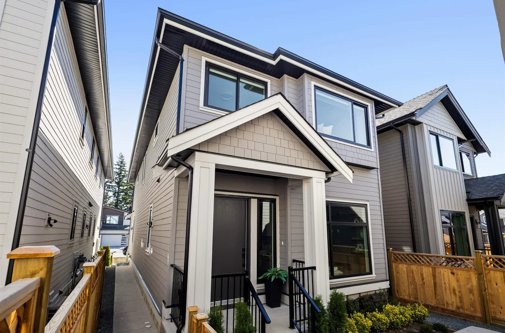 Half Duplex for sale at 102 16761 21 Avenue Surrey British Columbia - MLS: R3159175