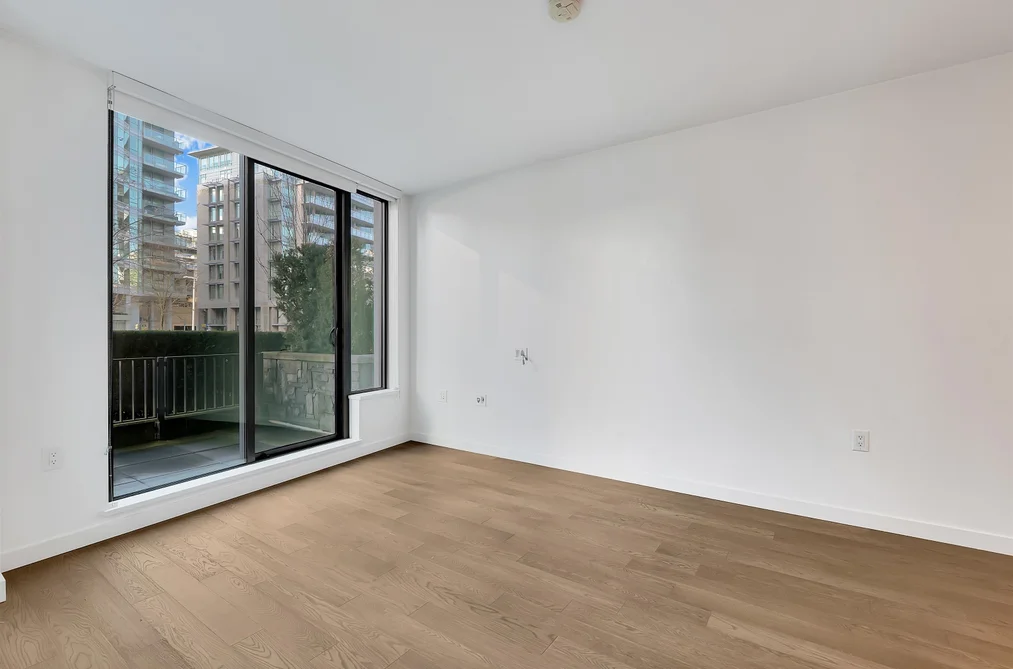 102 1688 PULLMAN PORTER STREET, Vancouver BC V6A 0H3, Vancouver BC — Residential for Sale - Photo 4