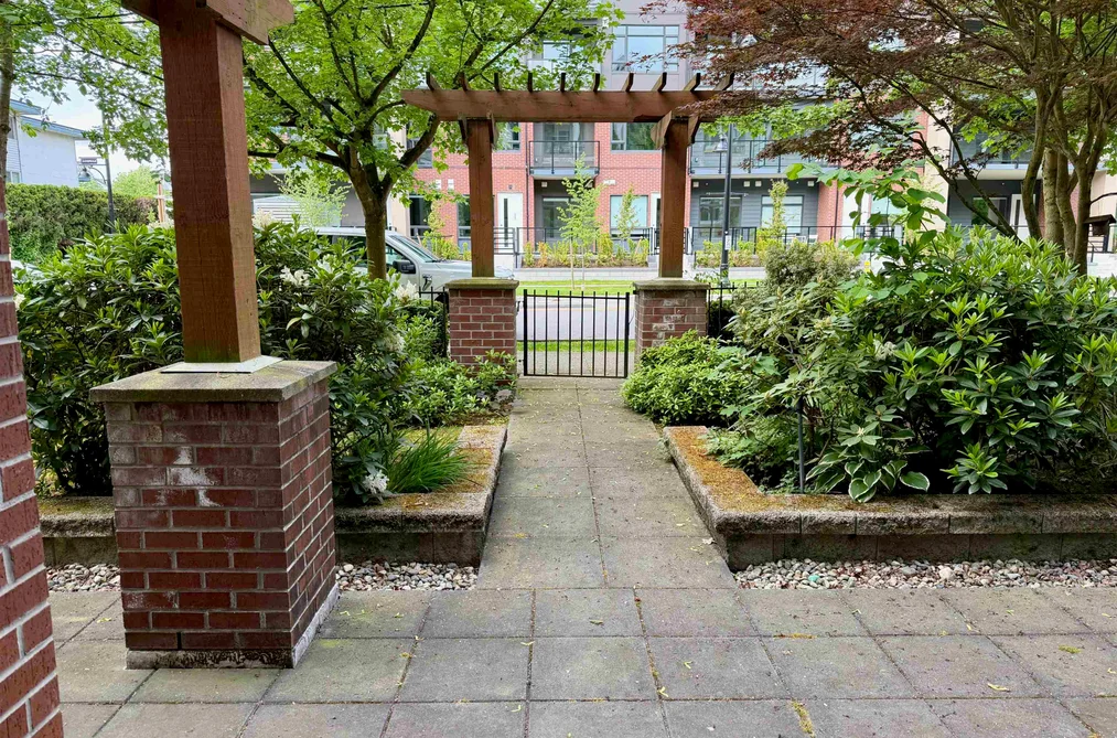 102 17712 57A AVENUE, Surrey BC V3S 1J1, Surrey BC — Residential for Sale - Photo 2