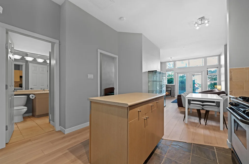 102 2102 W 38TH AVENUE, Vancouver BC V6M 1R9, Vancouver BC — Residential for Sale - Photo 2