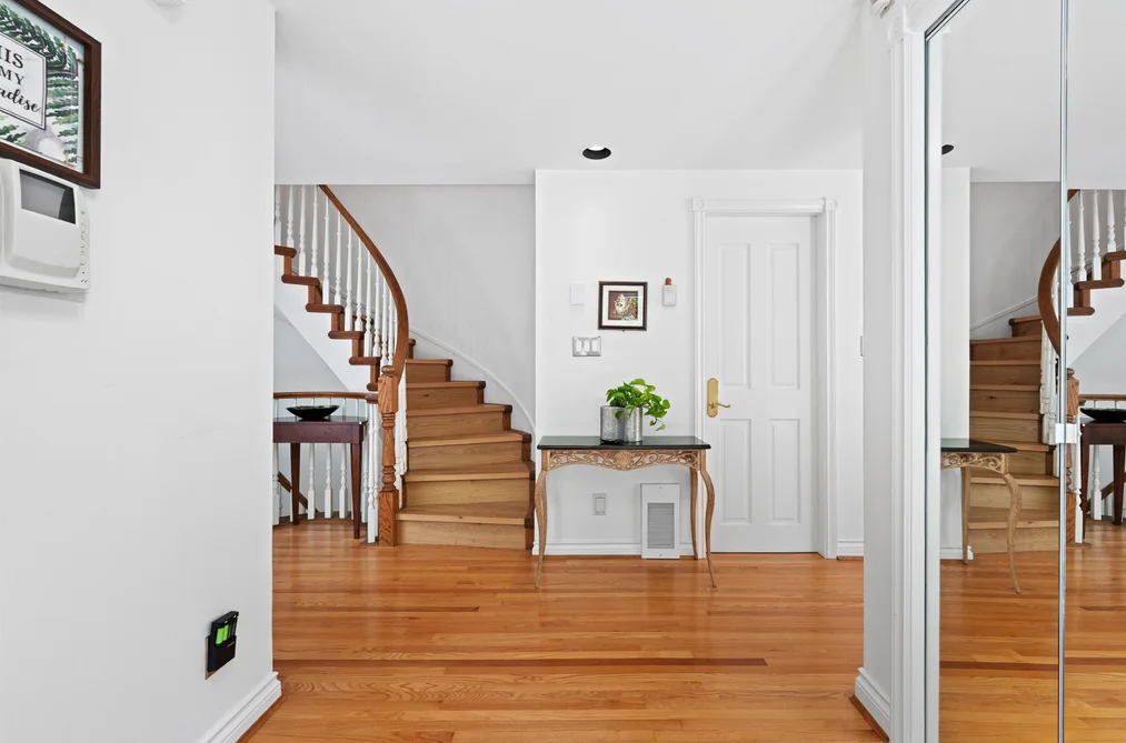 102 2128 W 43RD AVENUE, Vancouver BC V6M 2E1, Vancouver BC — Residential for Sale - Photo 2