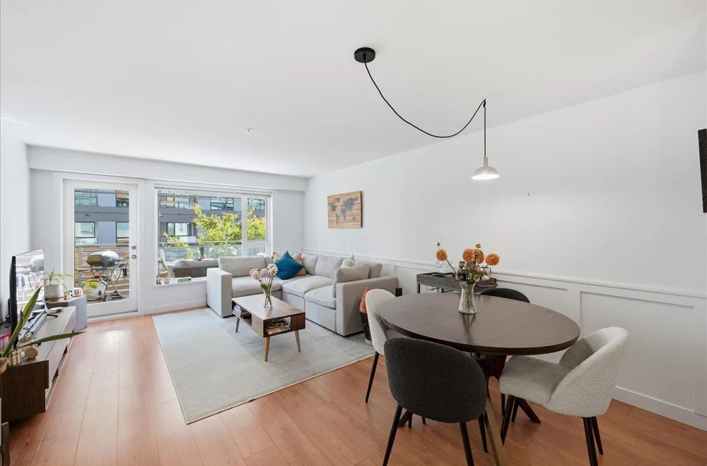 221 E 3rd St Unit 102, North Vancouver, BC - MLS: R3173077
