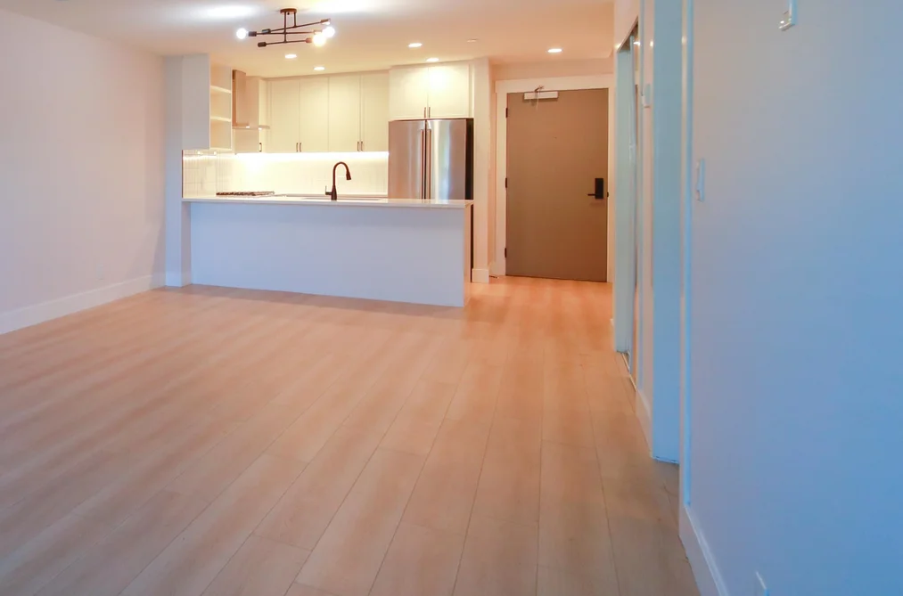 102 22265 DEWDNEY TRUNK ROAD, Maple Ridge BC V2X 3J1, Maple Ridge BC — Residential for Sale - Photo 2
