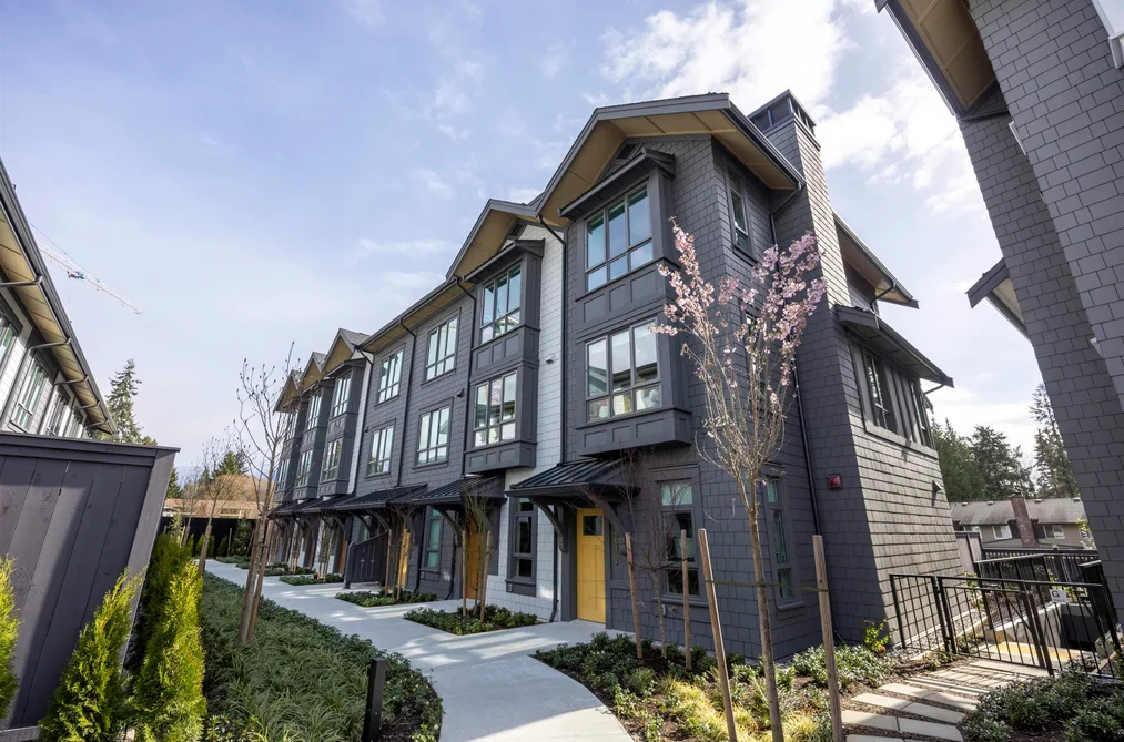 Townhouse for sale at 102 2322 Emery Court North Vancouver British Columbia - MLS: R3104876