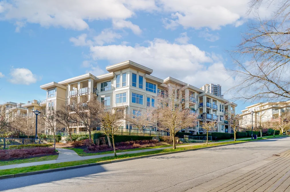 Condo for sale at 102 250 Francis Way New Westminster British Columbia - MLS: R3120156
