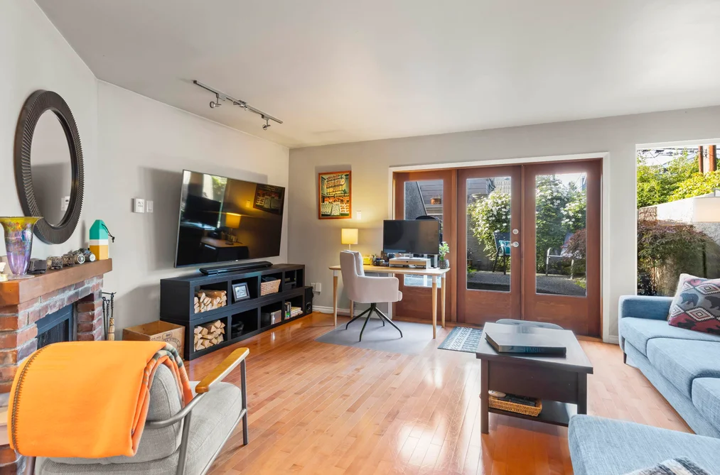 Condo for sale at 102 2535 York Avenue Vancouver British Columbia - MLS: R3147990