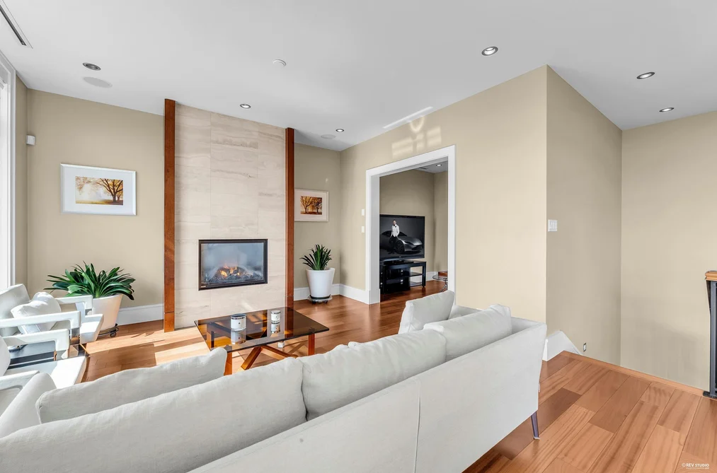 102 2575 GARDEN COURT, West Vancouver BC V7S 0A2, West Vancouver BC — Residential for Sale - Photo 7