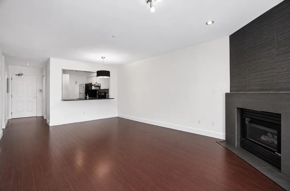 102 2965 HORLEY STREET, Vancouver BC V5R 6B9, Vancouver BC — Residential for Sale — Photo 8 of 36