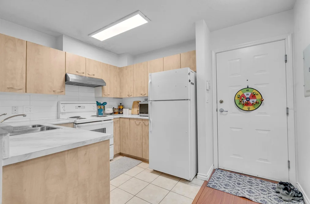 102 2973 KINGSWAY, Vancouver BC V5R 5J4, Vancouver BC — Residential for Sale - Photo 6