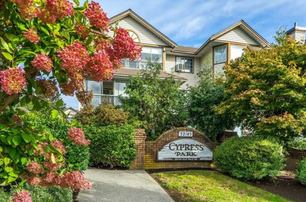 Condo for sale at 102 32145 Old Yale Road Abbotsford British Columbia - MLS: R3156839