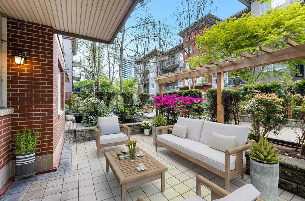 102 3250 ST JOHNS STREET, Port Moody BC V3H 0B1, Port Moody BC — Residential for Sale - Photo 3