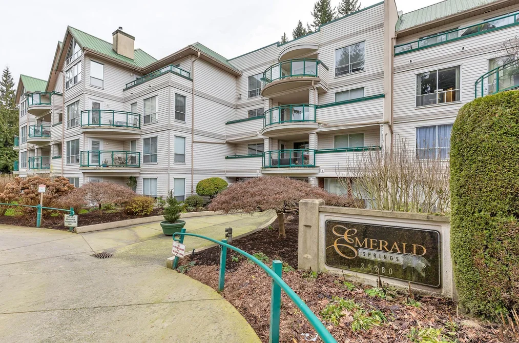 102 33280 E BOURQUIN CRESCENT, Abbotsford BC V2S 7K2, Abbotsford BC — Residential for Sale - Photo 3