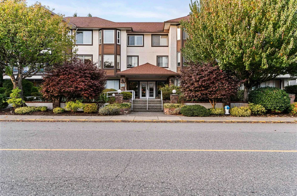 33375 Mayfair Ave Unit 102, Abbotsford, BC - MLS: R3177646