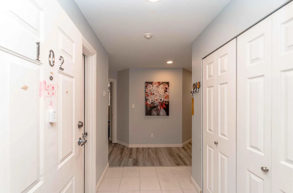 102 33675 MARSHALL ROAD, Abbotsford BC V2S 1L4, Abbotsford BC — Residential for Sale - Photo 3