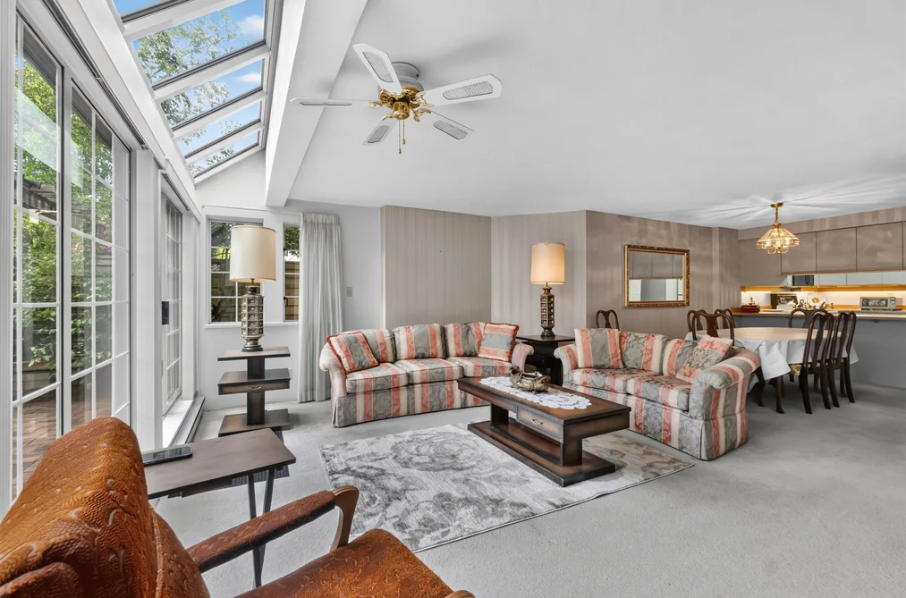 3441 Curle Ave Unit 102, Burnaby, BC - MLS: R3159746