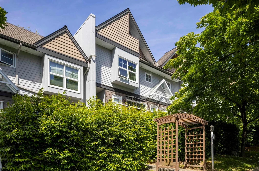 102 3787 PENDER STREET, Burnaby BC V5C 2L2, Burnaby BC — Residential for Sale - Photo 2