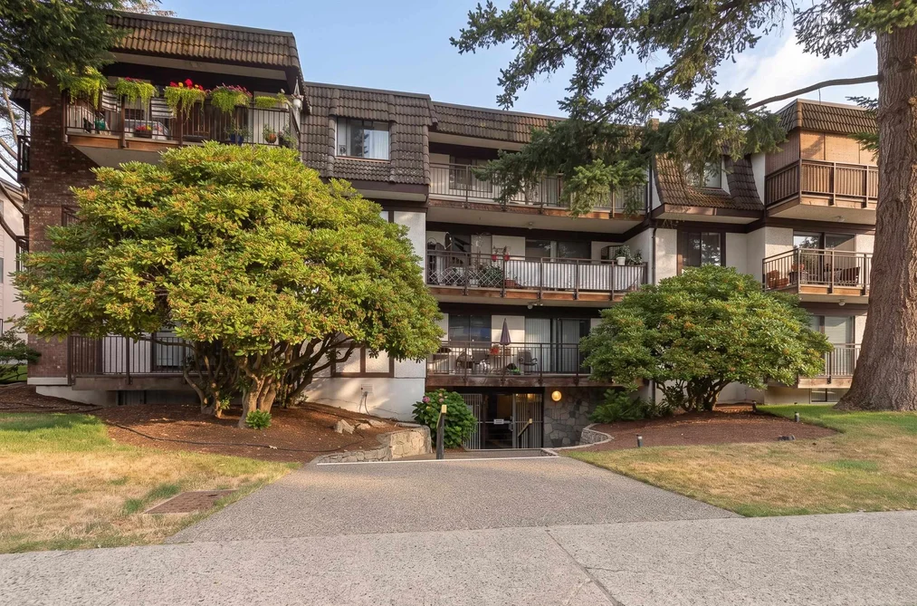 Condo for sale at 102 425 Ash Street New Westminster British Columbia - MLS: R3149319