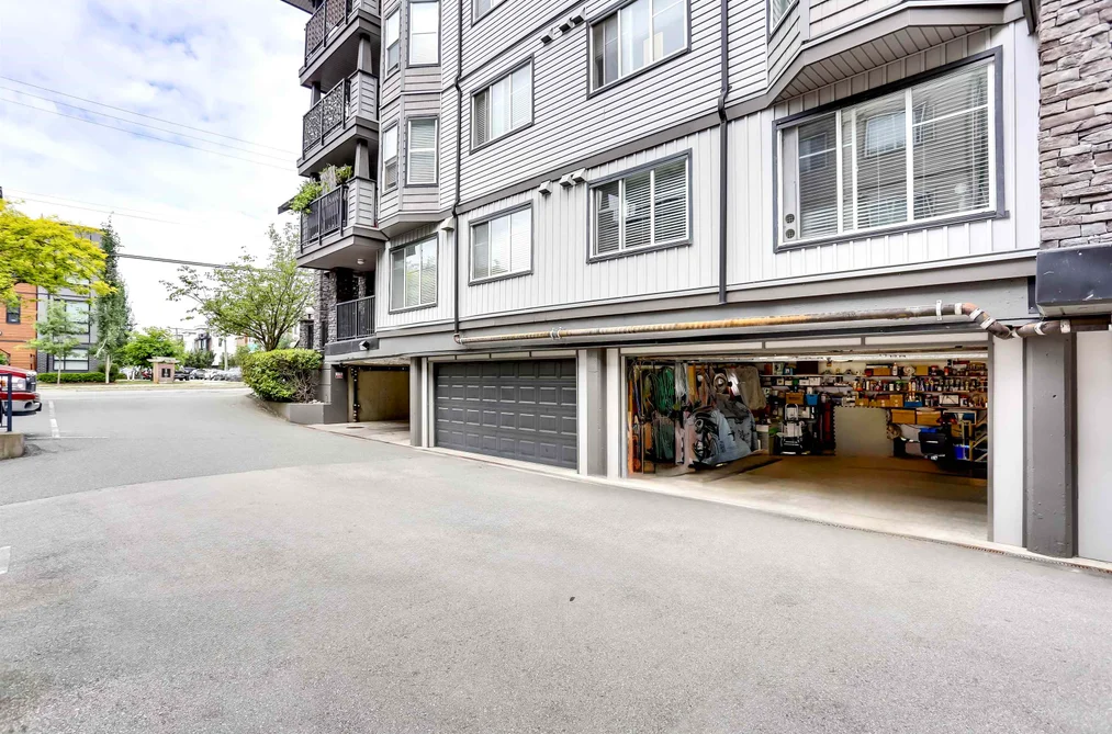 Condo for sale at 102 5474 198 Street Langley British Columbia - MLS: R3145579