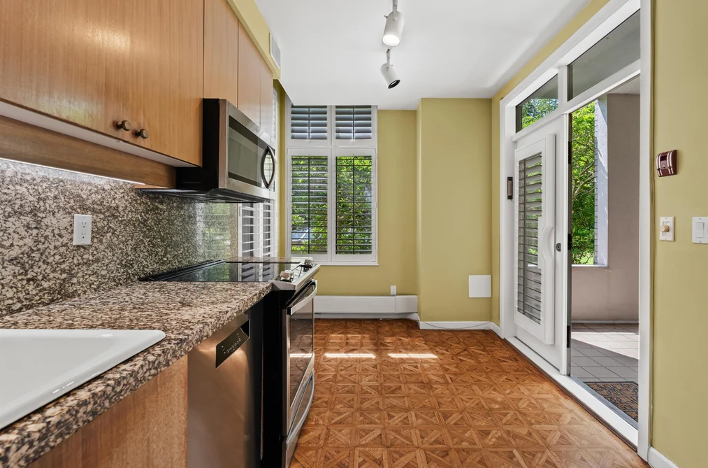 102 5850 BALSAM STREET, Vancouver BC V6M 4B9, Vancouver BC — Residential for Sale — Photo 15 of 36