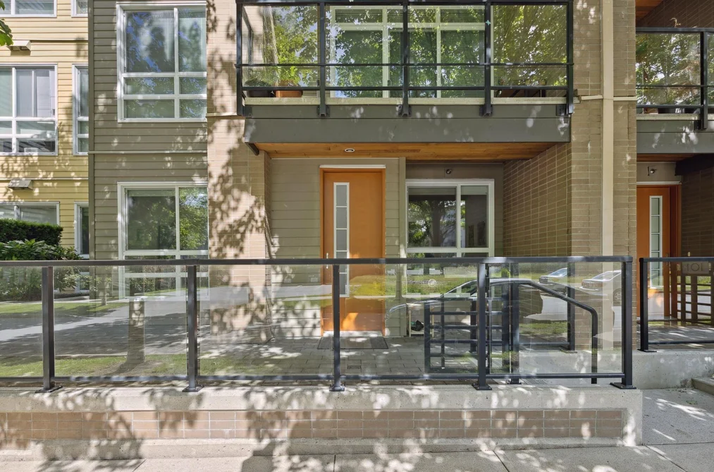 Condo for sale at 102 6033 Gray Avenue Vancouver British Columbia - MLS: R3107495