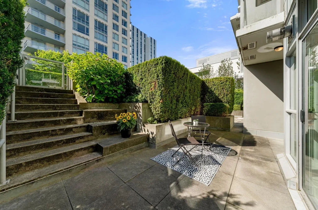 Condo for sale at 102 6080 Iona Drive Vancouver British Columbia - MLS: R3139899