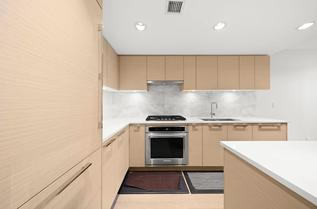 102 6700 DUNBLANE AVENUE, Burnaby BC V5H 3K6, Burnaby BC — Residential for Sale - Photo 3