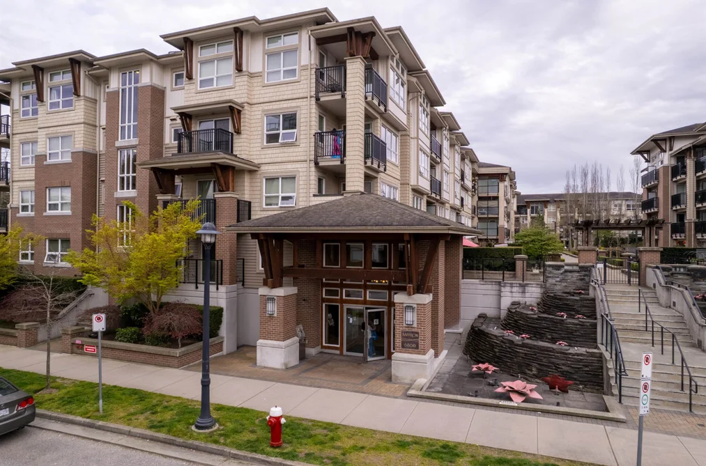 Condo for sale at 102 6800 Eckersley Road Richmond British Columbia - MLS: R3107741