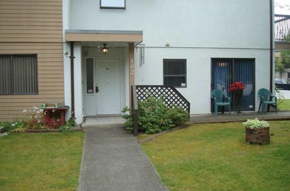 Townhouse for sale at 102 7036 133b Street Surrey British Columbia - MLS: R3074479
