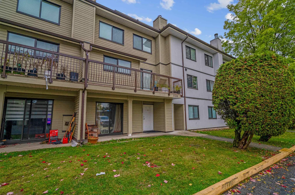 Townhouse for sale at 102 7150 133 Street Surrey British Columbia - MLS: R3100304