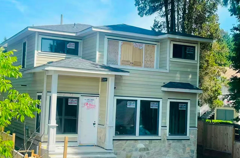 House for sale at 102 765 Edgar Avenue Coquitlam British Columbia - MLS: R3129138