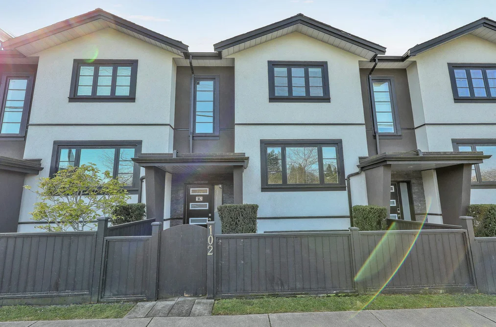 Townhouse for sale at 102 806 Gauthier Avenue Coquitlam British Columbia - MLS: R3108228