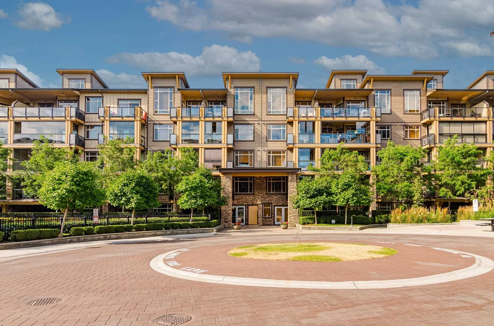 Condo for sale at 102 8258 207a Street Langley British Columbia - MLS: R3152861