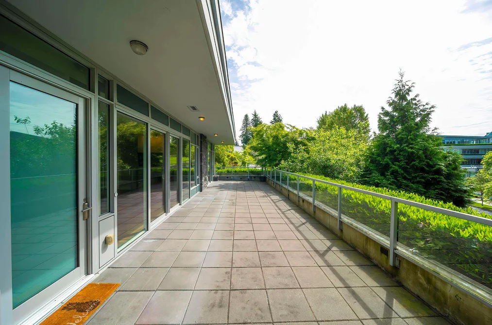 102 908 KEITH ROAD, West Vancouver BC V7T 1M3, West Vancouver BC — Residential for Sale - Photo 3