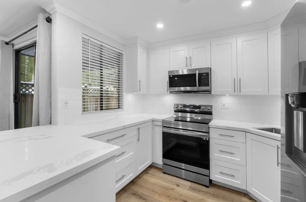 Townhouse for sale at 102 9152 Saturna Drive Burnaby British Columbia - MLS: R3075261