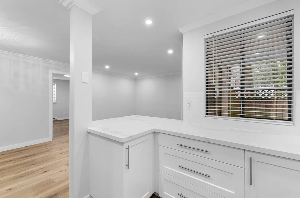 102 9152 SATURNA DRIVE, Burnaby BC V3J 7K2, Burnaby BC — Residential for Sale - Photo 4
