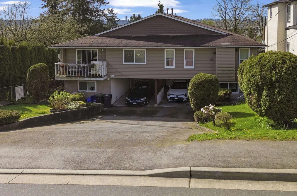 House for sale at 1020 Quadling Avenue Coquitlam British Columbia - MLS: R2991949