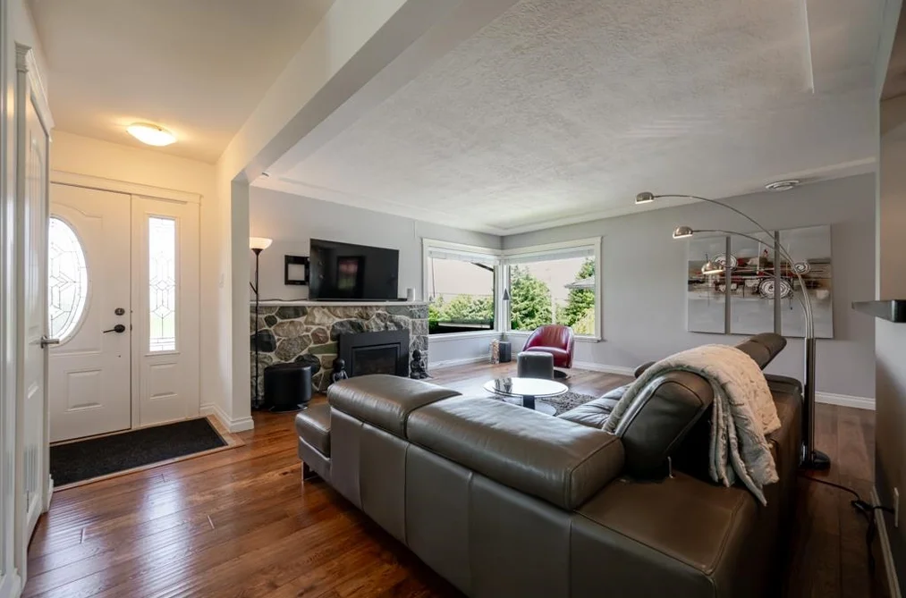 10216 124 STREET, Surrey BC V3V 4T3, Surrey BC — Residential for Sale - Photo 4