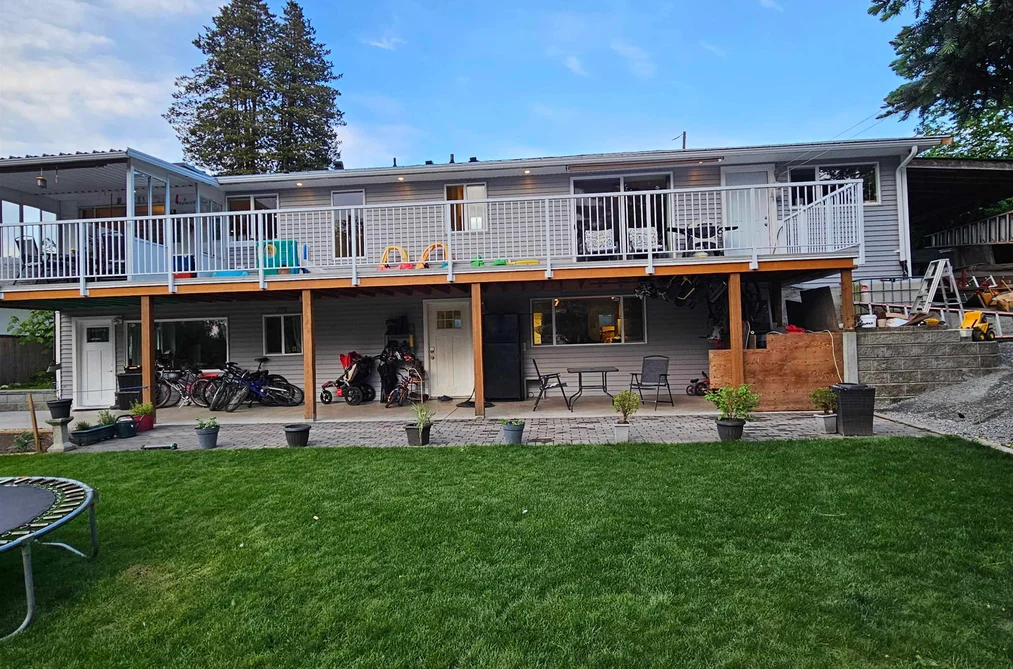 10223 124 STREET, Surrey BC V3V 4T4, Surrey BC — Residential for Sale - Photo 2