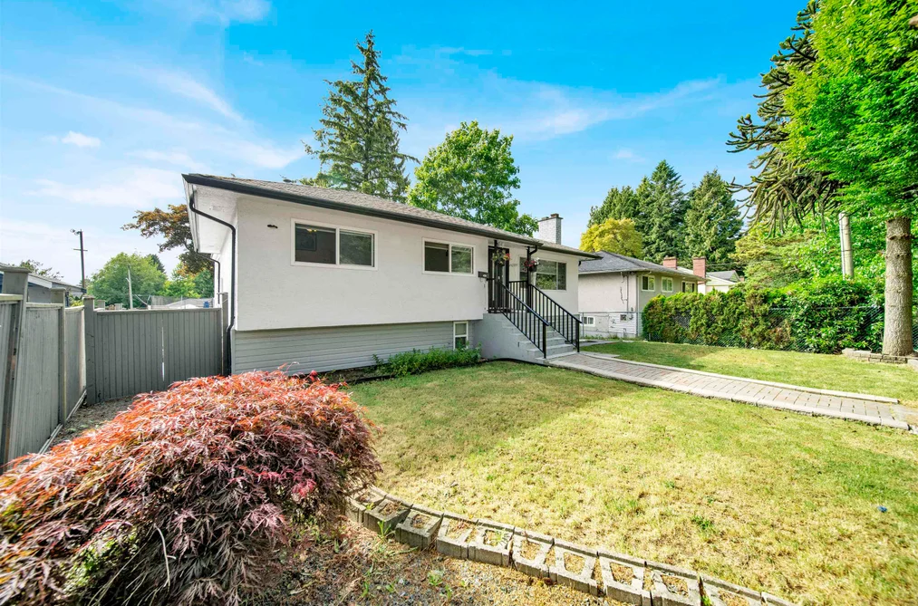 House for sale at 10231 Semiahmoo Road Surrey British Columbia - MLS: R3133698