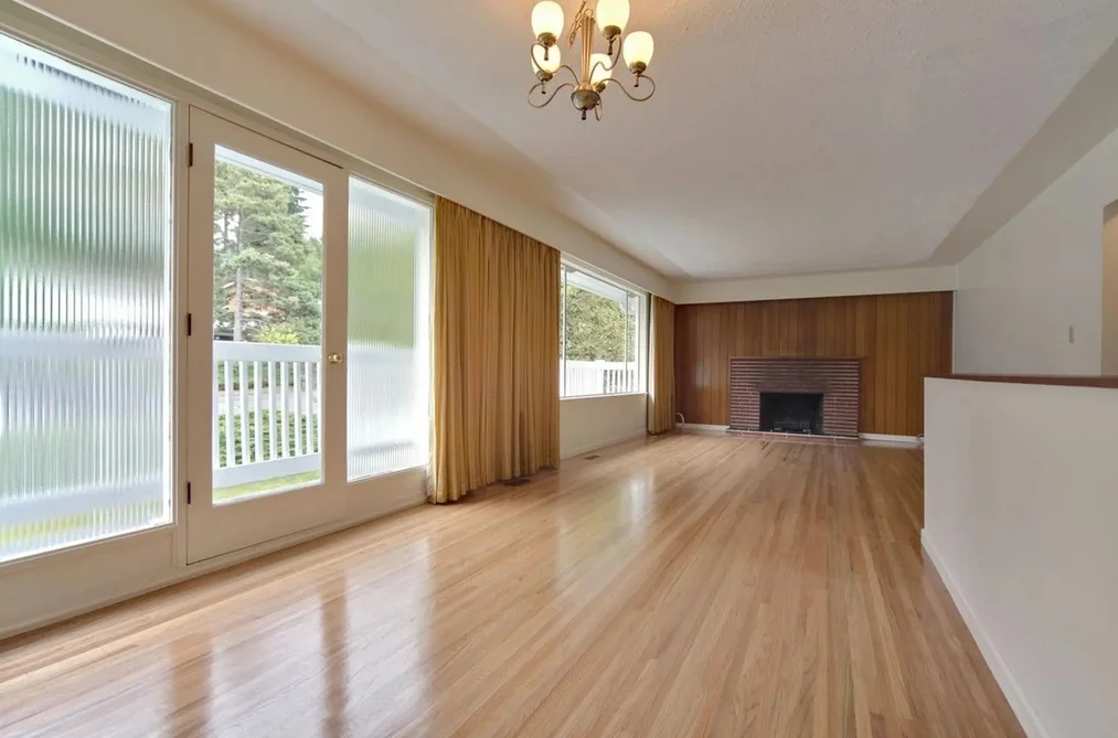 1025 CLEMENTS AVENUE, North Vancouver BC V7R 2L3, North Vancouver BC — Residential for Sale - Photo 2