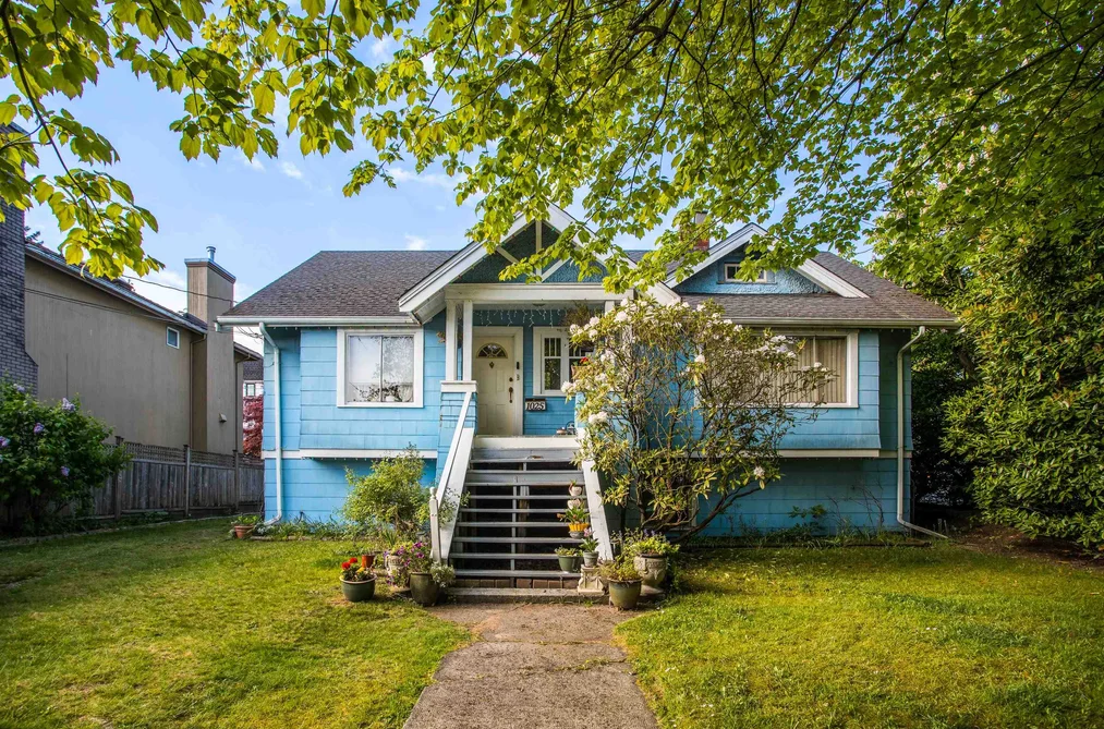 House for sale at 1025 W 57th Avenue Vancouver British Columbia - MLS: R3119686