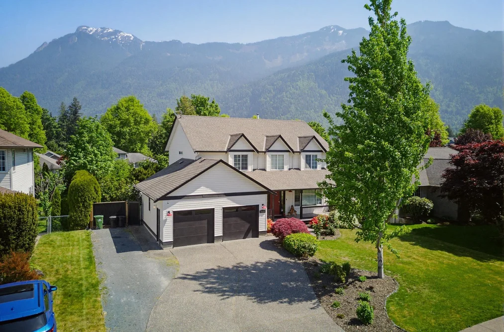 House for sale at 10254 Parkwood Drive Rosedale British Columbia - MLS: R3106469